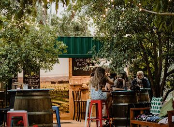 australia/fleurieu-peninsula/restaurant/red-poles