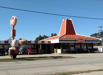 illinois/starved-rock-state-park/restaurant/the-rootbeer-stand