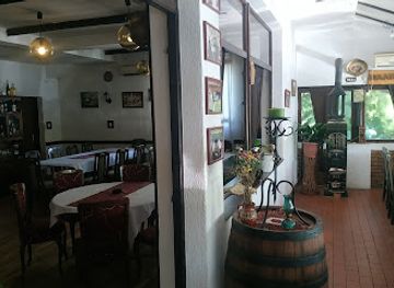 serbia/toplica/restaurant/mali-jelak