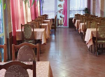 ukraine/uzhhorod/restaurant/tavahami