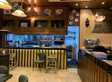 jordan/amman/restaurant/da-esmat-boulevard