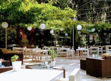 spain/granada/restaurant/restaurante-los-patos-granada