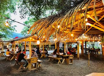 puerto-rico/yunque-national-forest/restaurant/carabali-bar-grill