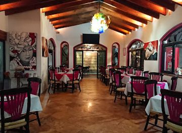 mexico/taxco/restaurant/rosa-amaranto