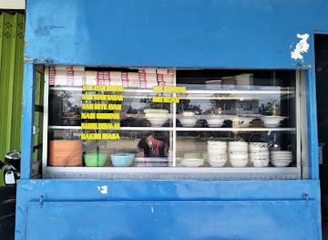 indonesia/west-sulawesi/restaurant/wr-makan-idola-baru