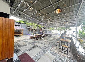 indonesia/central-sulawesi/restaurant/momi-cafe-and-resto