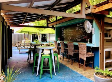 british-virgin-islands/road-town/restaurant/island-roots-on-main-street