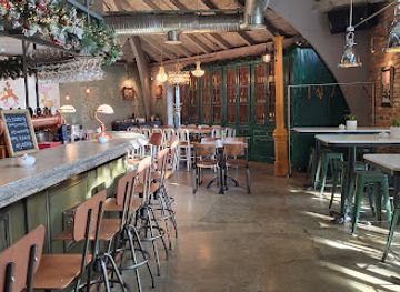 kosovo/shala/restaurant/soma-book-station