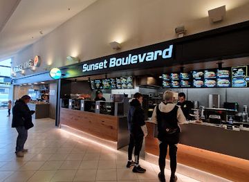 faroe-islands/hestur-island/restaurant/sunset-boulevard