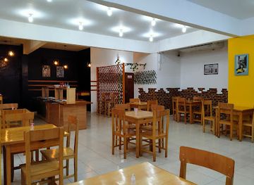 paraguay/encarnacion/restaurant/lo-de-mamita