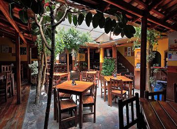 bolivia/sucre/historic-center/restaurant/joy-ride-cafe