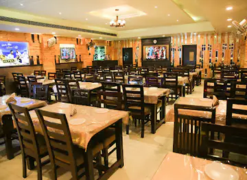 Makhan Fish and Chicken Corner Amritsar SINCE 1962