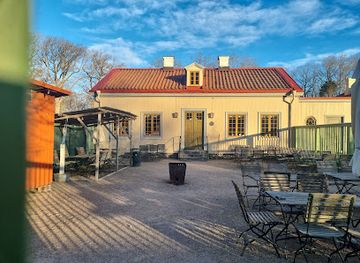 sweden/bohuslan/restaurant/gunnebo-palace-and-gardens