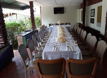 uganda/queen-elizabeth-national-park/restaurant/furaha-restaurant-and-lounge