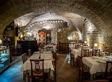 italy/assisi/restaurant/ristorante-buca-di-san-francesco-assisi