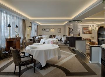 switzerland/geneva/restaurant/chat-botte