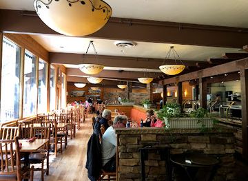 utah/mt-carmel/restaurant/red-rock-grill