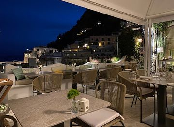 italy/positano/restaurant/next-2
