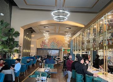 washington/bellevue/restaurant/farzi-cafe