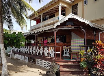 dominica/dominica-botanic-gardens/restaurant/coral-reef-bar-restaurant