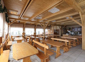 hungary/matra-mountains/restaurant/teto-etterem