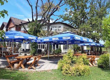 bosnia-and-herzegovina/posavina/restaurant/lovac