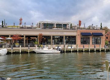 maryland/annapolis-waterfront/restaurant/latitude-38-waterfront-dining