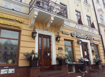 ukraine/chernivtsi/central-square/restaurant/allure-inn-grill