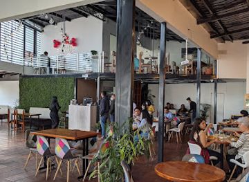 ecuador/loja-region/restaurant/zona-resto-pub