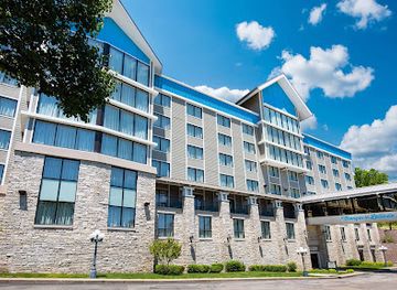 missouri/ha-ha-tonka-state-park/restaurant/margaritaville-lake-resort-lake-of-the-ozarks