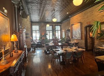 minnesota/saint-paul/cathedral-hill/restaurant/w-a-frost-and-company