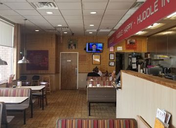 mississippi/holly-springs-national-forest/restaurant/huddle-house