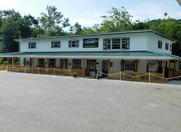 virginia/grayson-highlands-state-park/restaurant/grayson-highlands-general-store-inn