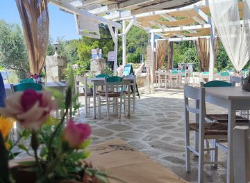 greece/sporades/restaurant/dolphin-of-skopelos-restaurant-chatzivasileiou-fotios