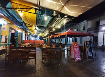 chile/iquique/restaurant/everest-iquique