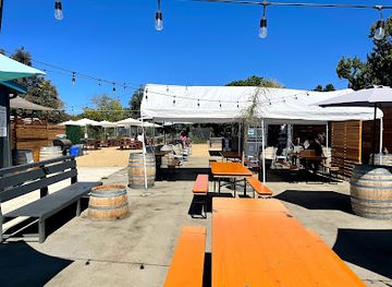 california/union-city/restaurant/birdhaus-beer-garden