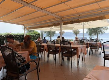 croatia/paklenica-national-park/restaurant/dalmacija-restaurant-apartments