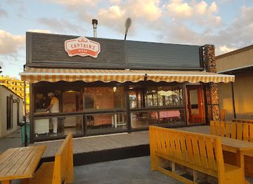 lebanon/batroun-coast/restaurant/captain-s-pizza