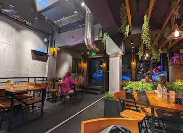 egypt/alexandria/bolkly/restaurant/blinky