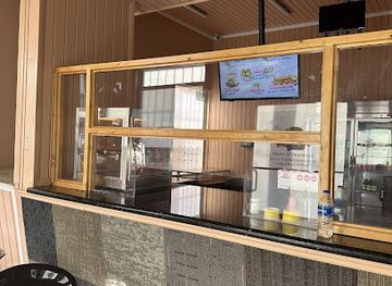 turks-and-caicos-islands/cockburn-town/restaurant/kitty-s-pizza-place