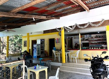 philippines/panglao-island/restaurant/andrea-s-kawayan-eatery