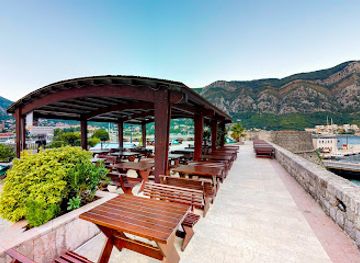 montenegro/kotor/restaurant/citadela-restaurant