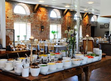 sweden/narke/restaurant/oster-malma