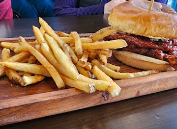 illinois/northern-illinois/restaurant/phoenix-flame
