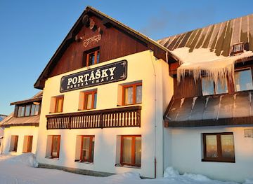 czechia/krkonose-national-park/restaurant/horska-chata-portasky