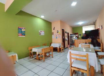 ecuador/otavalo/restaurant/restaurante-casa-de-angie