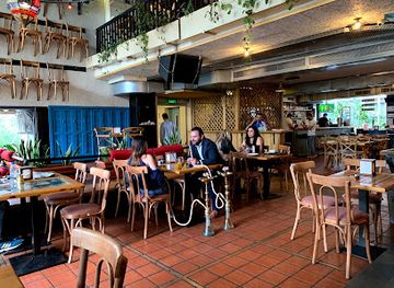 lebanon/beirut/restaurant/bayt-em-nazih