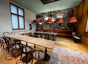 hungary/kapos-valley/restaurant/royal-guard-cafe