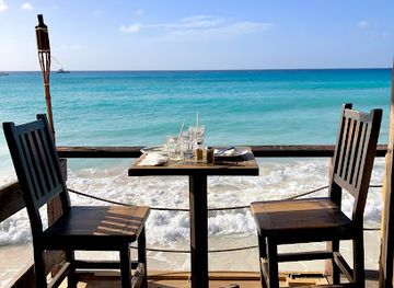 barbados/christ-church/restaurant/surfer-s-cafe