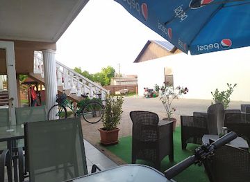 hungary/jaszsag/restaurant/guri-sorfozde-es-sorozo-sorker-t-kft